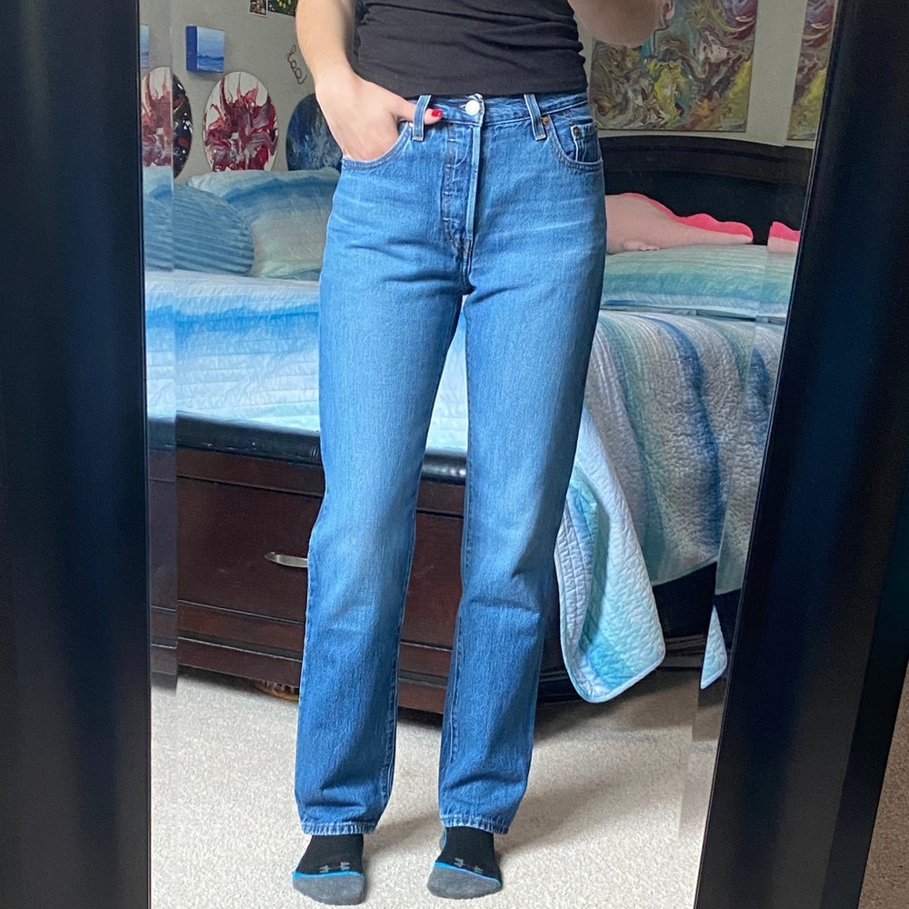 Levi’s 501 Classic High Rise Button Fly Straight Leg Blue Jeans W25 L32